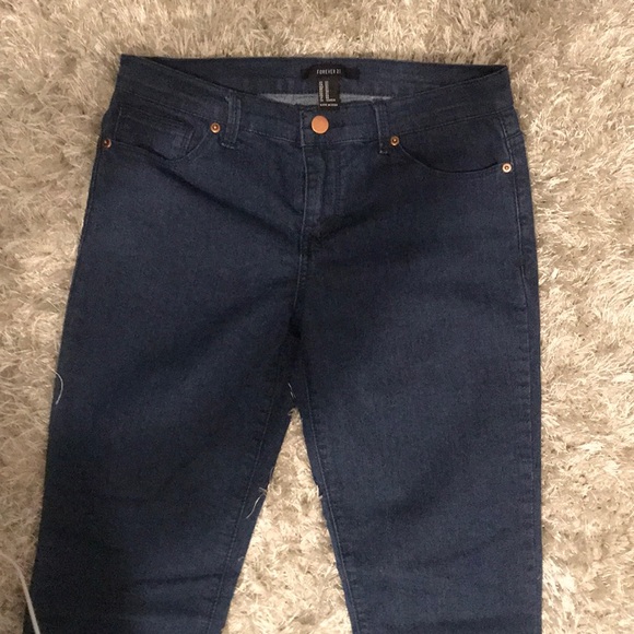 Forever 21 Jeans - Picture 4 of 4